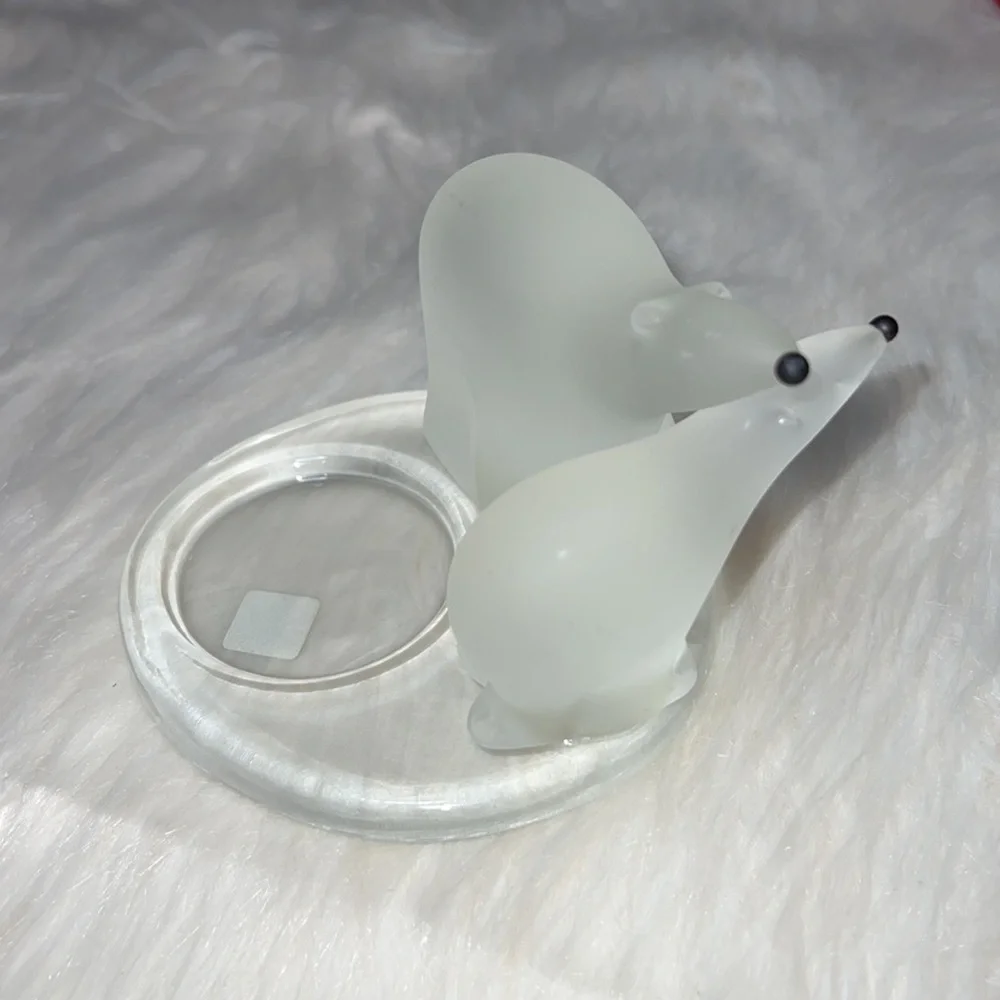 PartyLite Frosted Glass Polar Bears Candle Holder - Picture 3 of 9